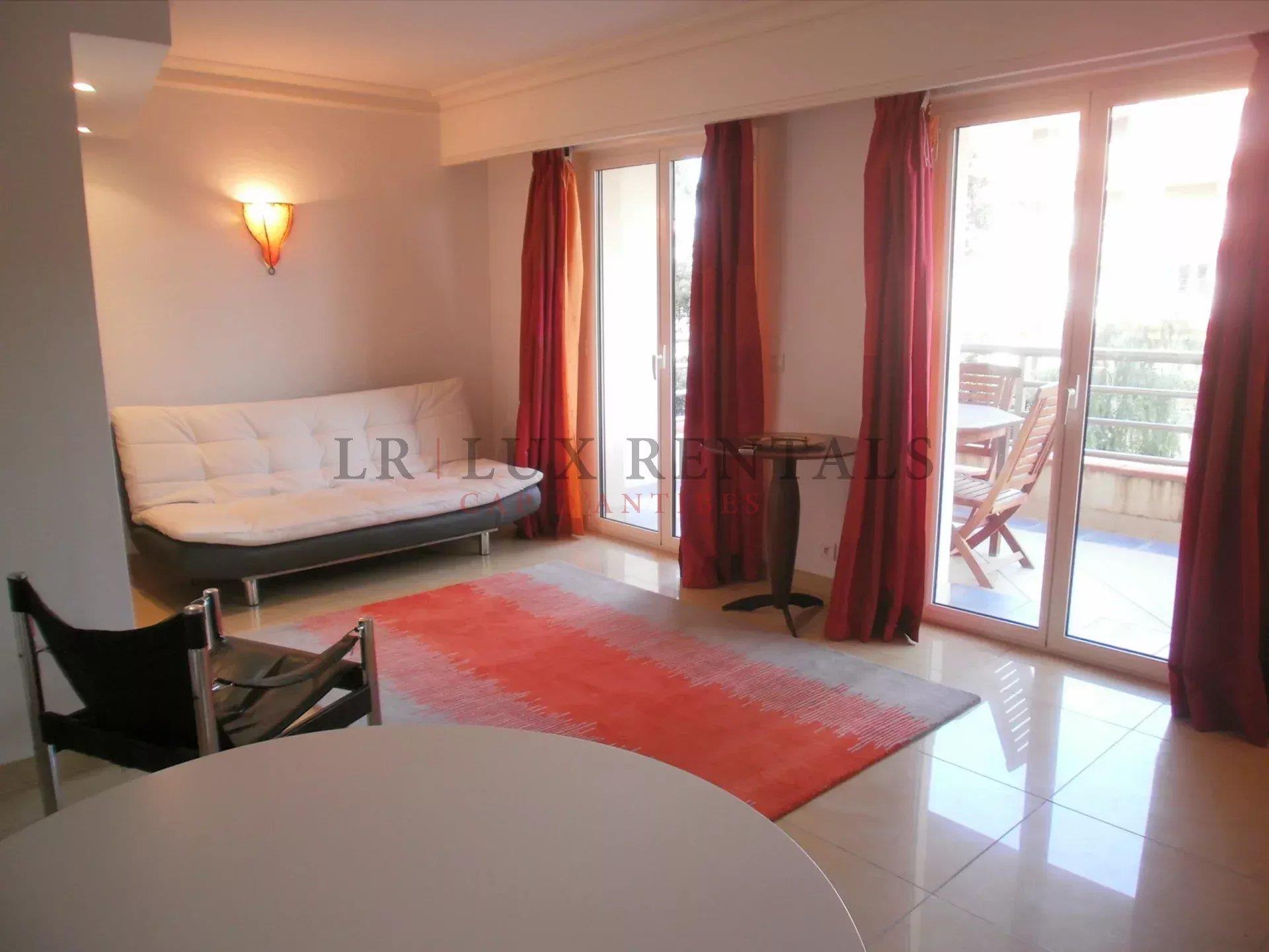 Appartement à louer, 43m², Antibes