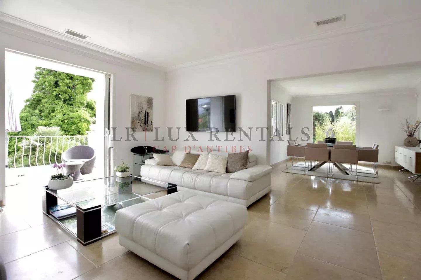 Maison à louer, 240m², Antibes