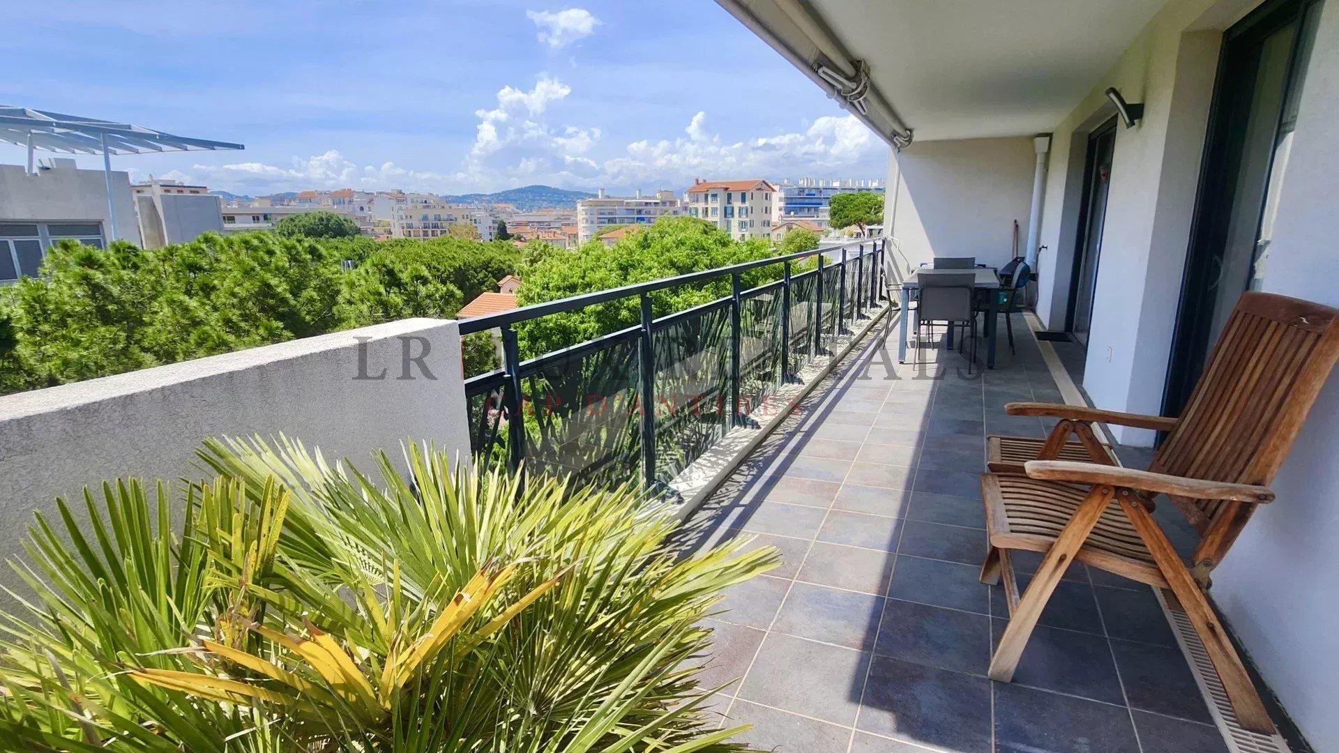 Appartement à vendre, 76m², Juan-les-Pins