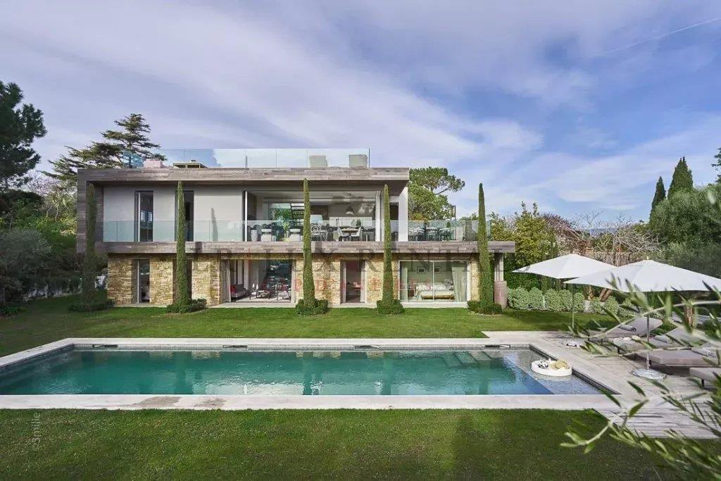 Maison à louer, 330m², Antibes