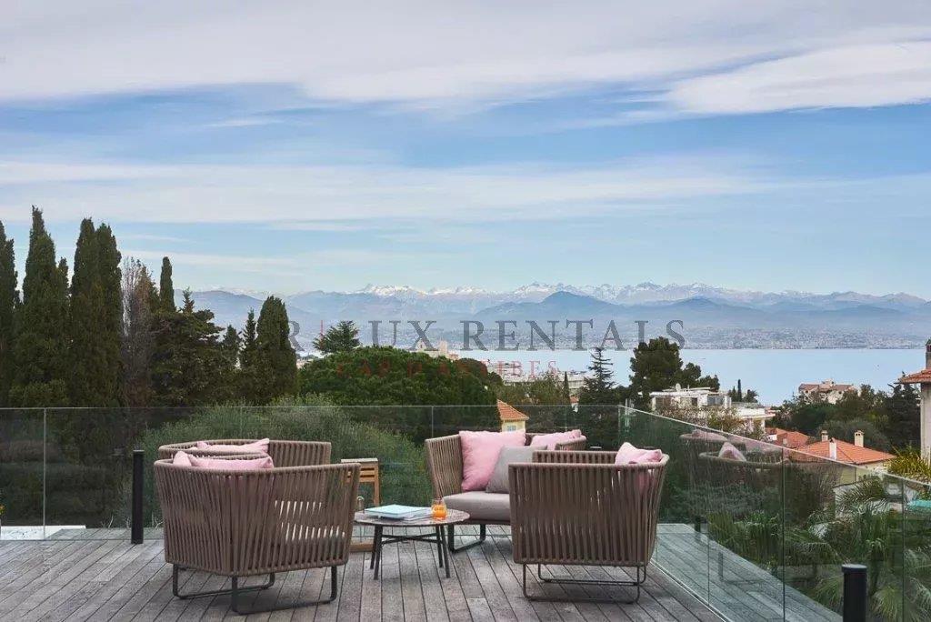 Maison à louer, 330m², Antibes