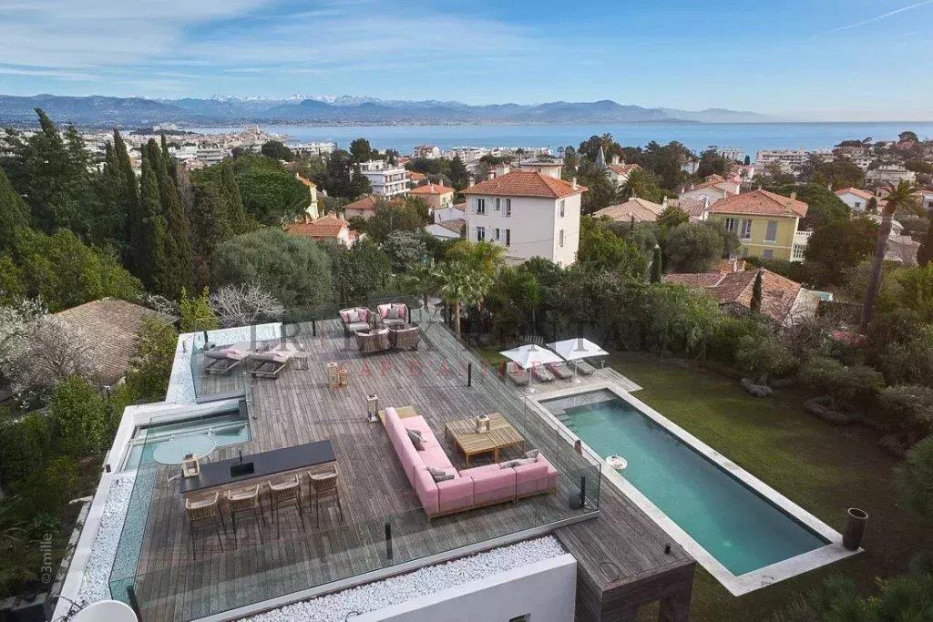 Maison à louer, 330m², Antibes