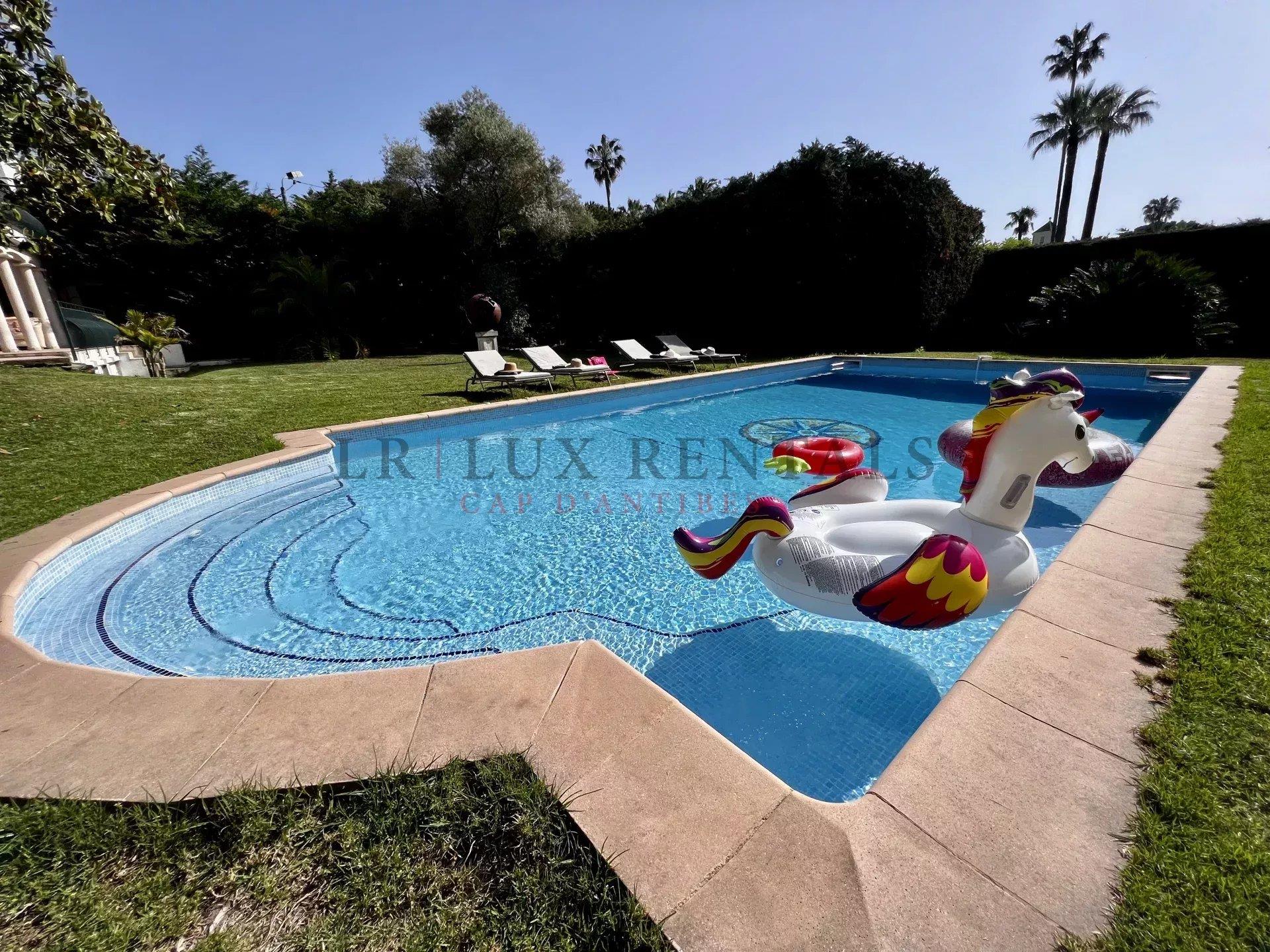 Maison à louer, 300m², Antibes