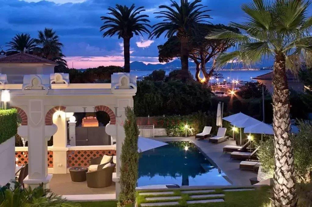 Maison à vendre, 420m², Antibes