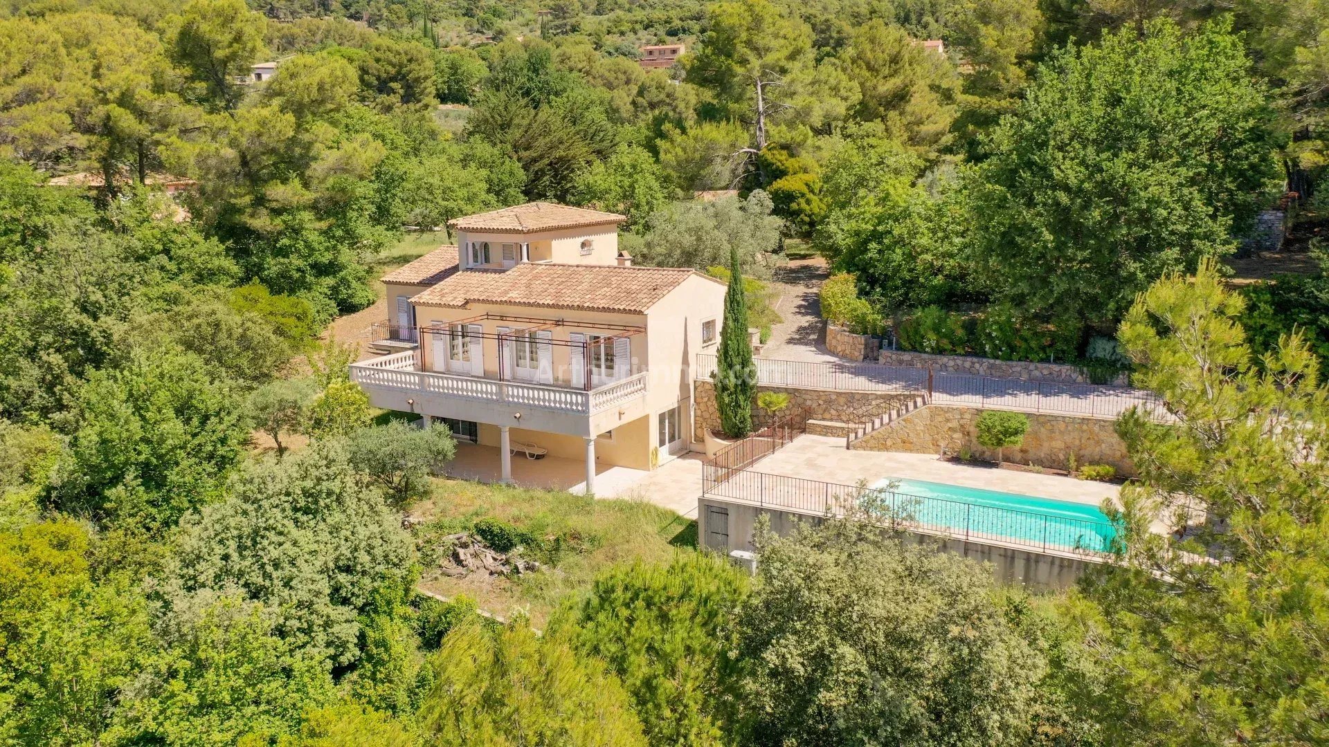 Maison à vendre, 264m², Draguignan