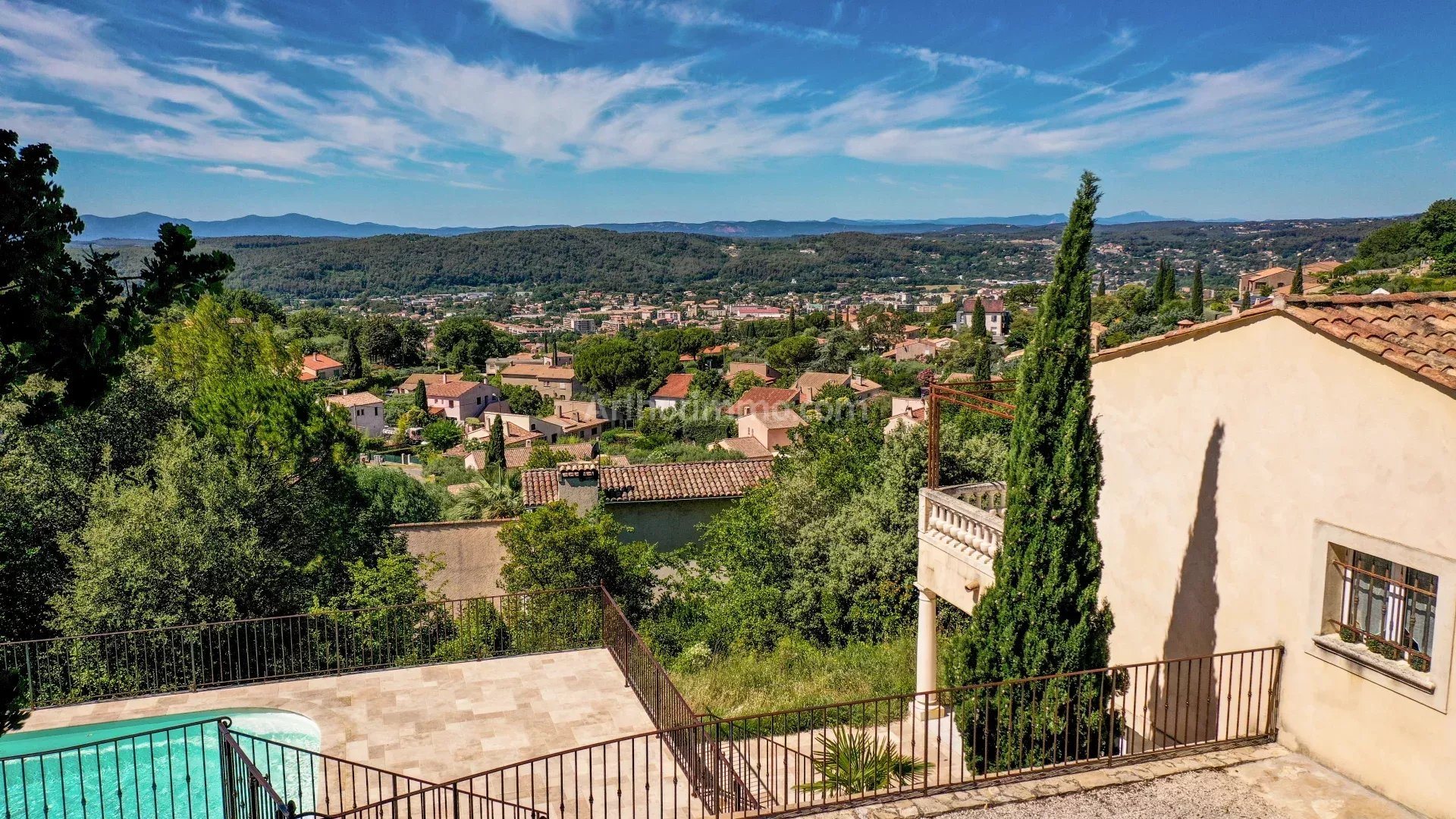 Maison à vendre, 264m², Draguignan