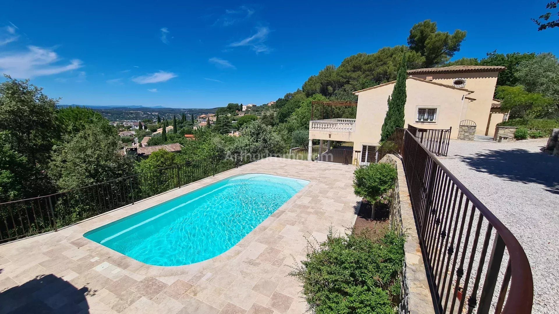 Maison à vendre, 264m², Draguignan