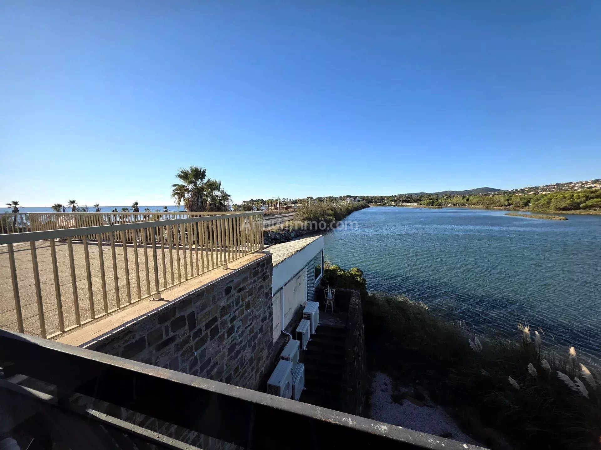 Appartement à vendre, 48m², Fréjus