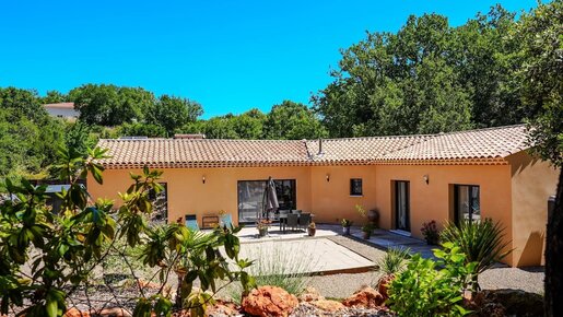 Maison 5 pièces 147 m² · à Châteaudouble · 147 m² · 529 000 €