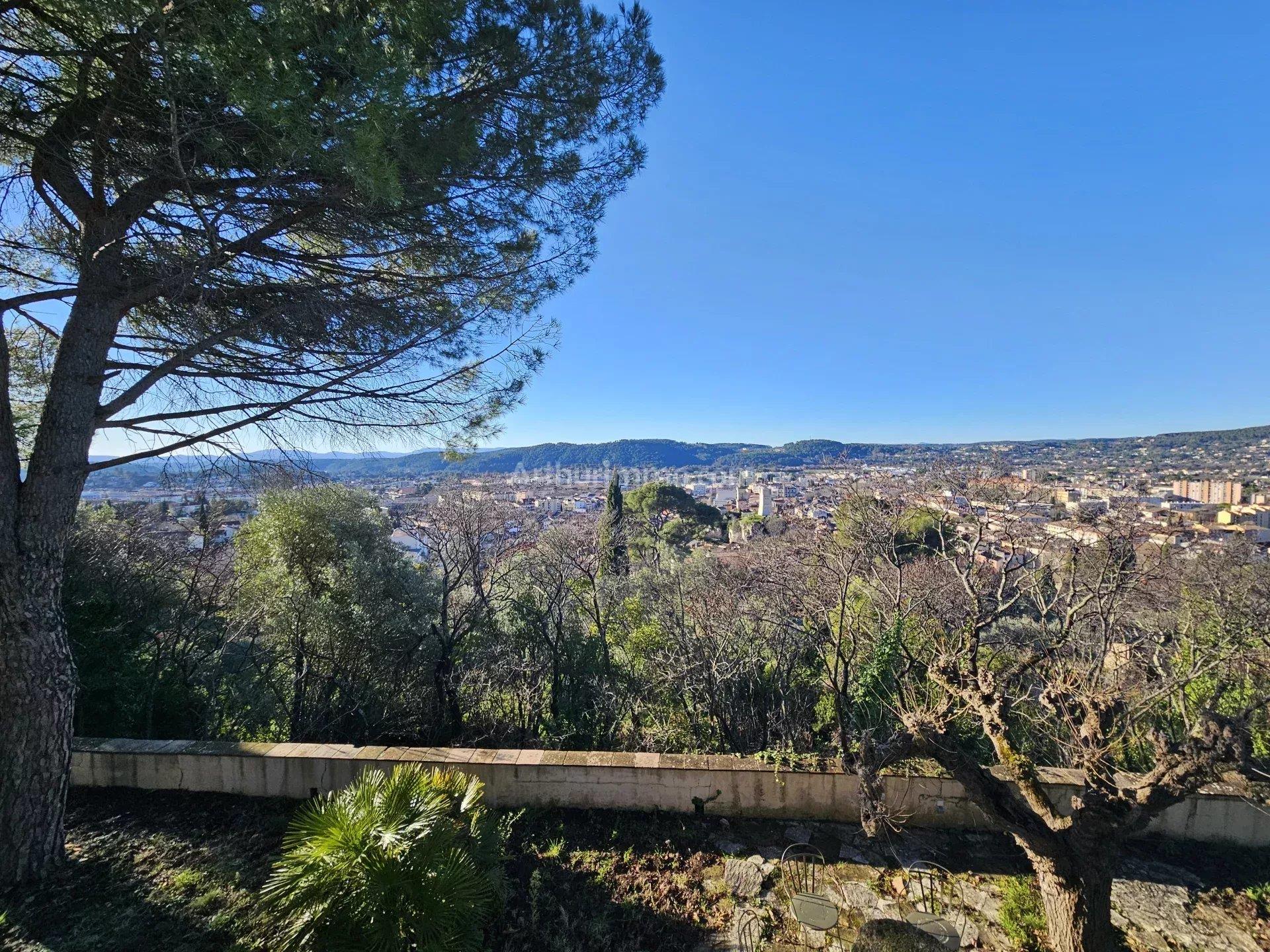 Maison à vendre, 160m², Draguignan