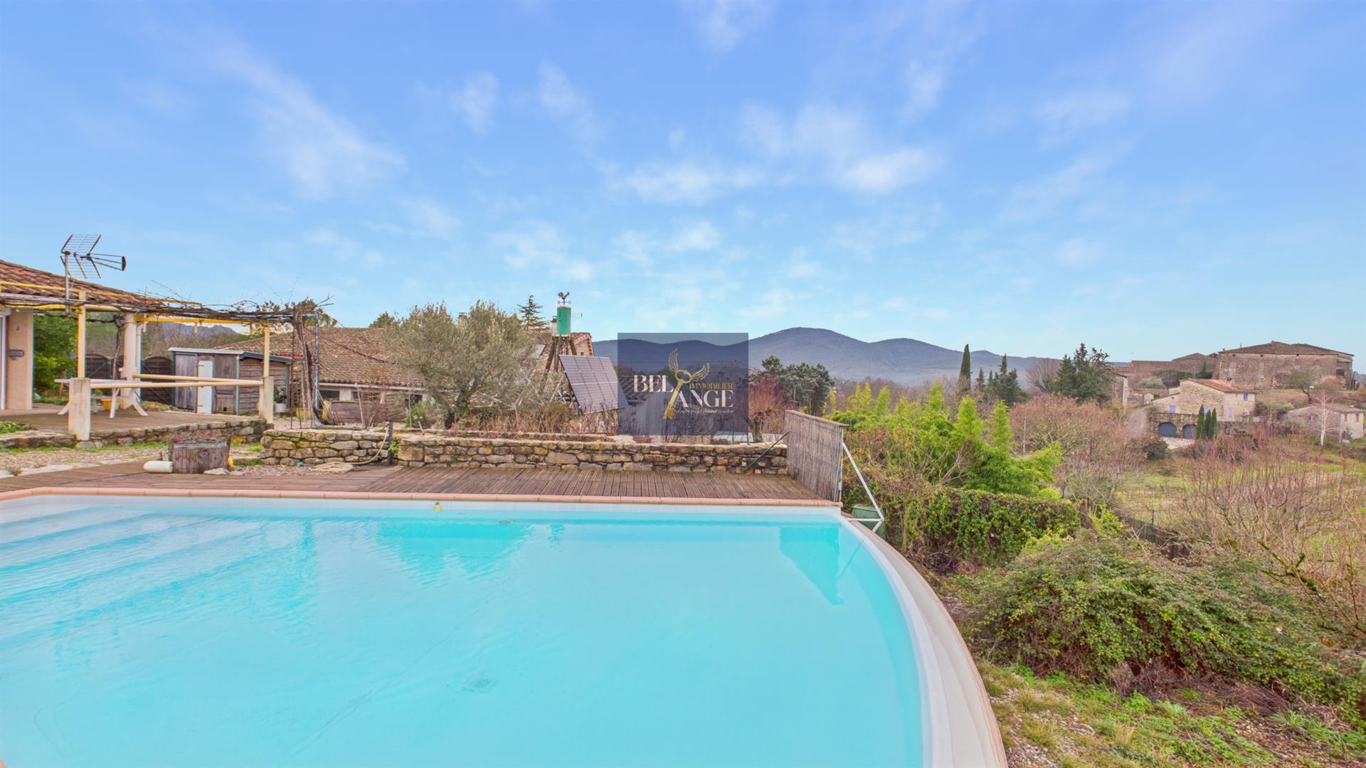 Maison à vendre, 223m², Saint-André-de-Cruzières