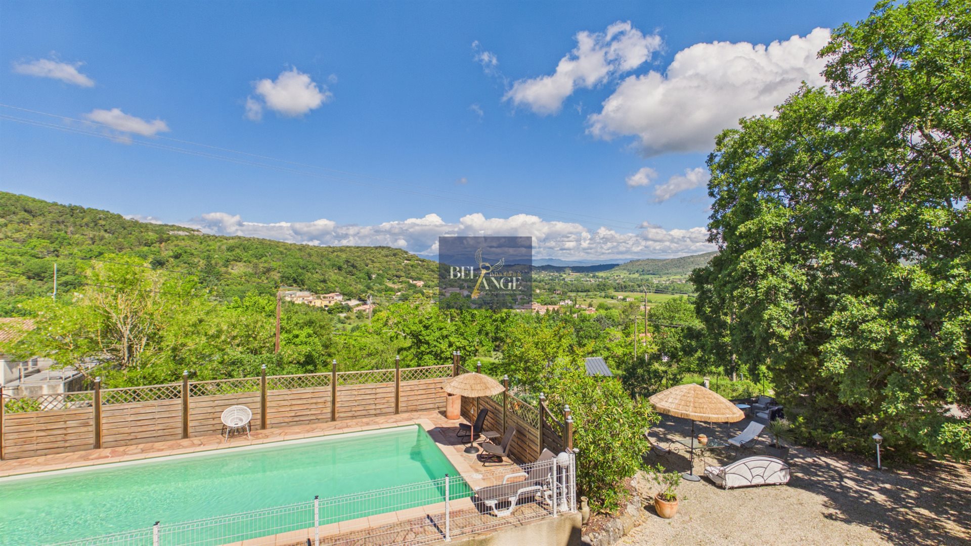 Maison à vendre, 372m², Salavas