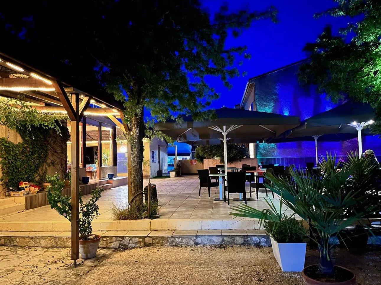 Maison à vendre, 1165m², Salavas