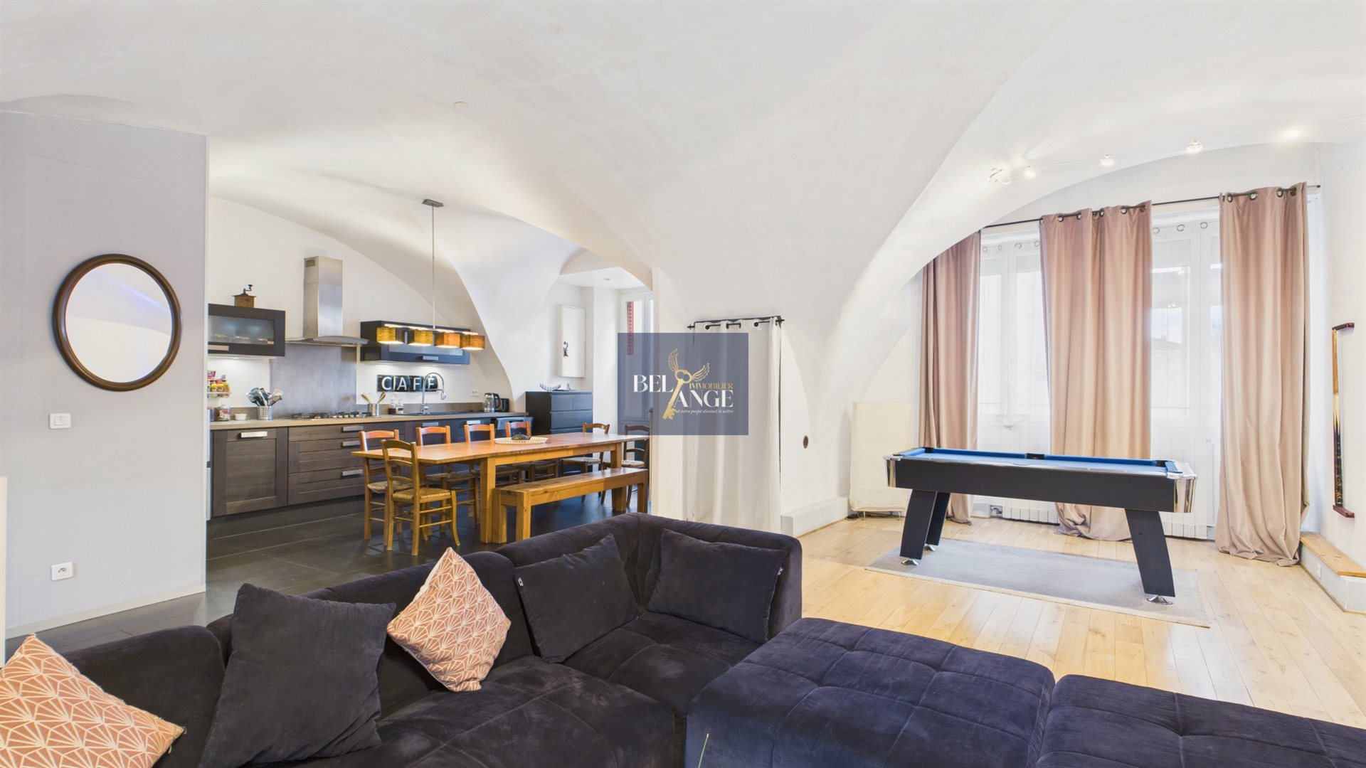 Maison à vendre, 242m², Villeneuve-de-Berg
