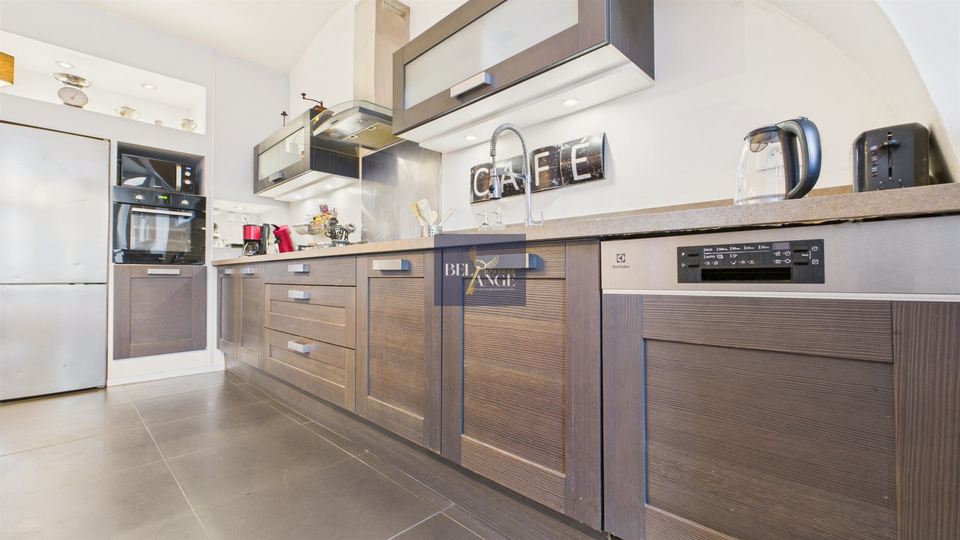 Maison à vendre, 242m², Villeneuve-de-Berg