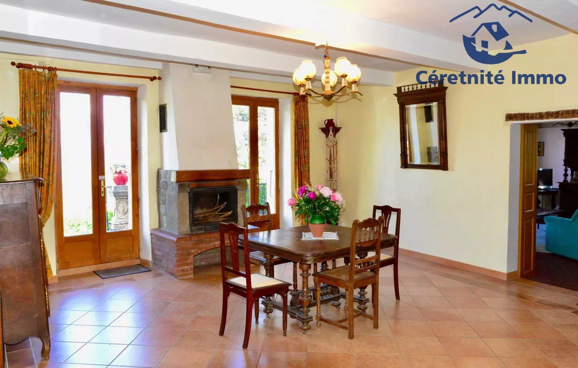 Maison à vendre, 370m², Corsavy