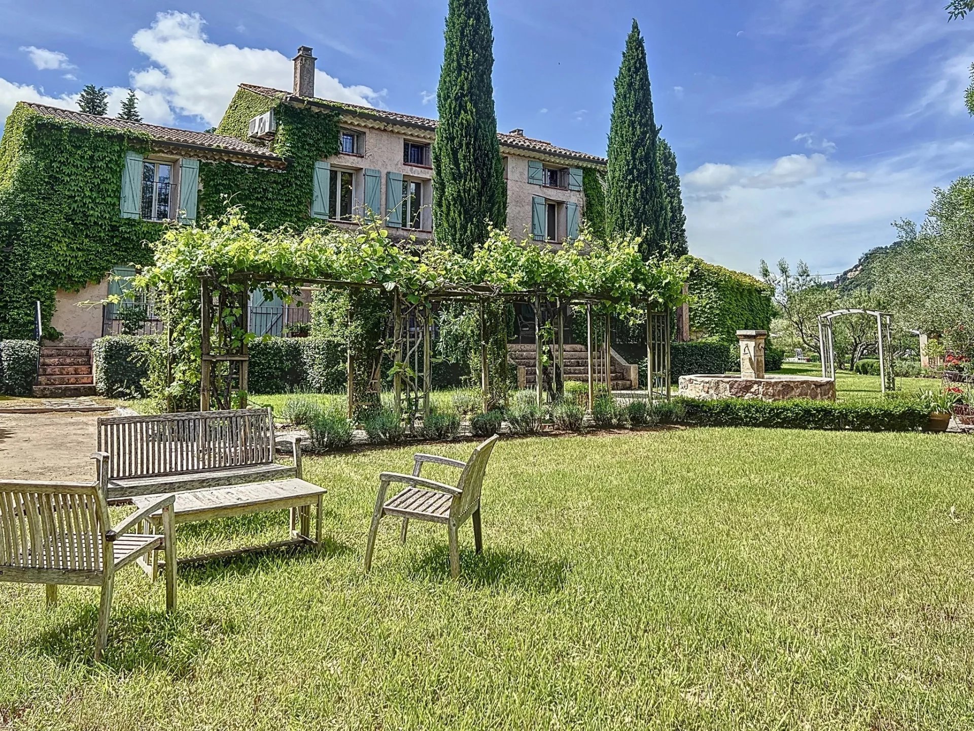 Maison à vendre, 268m², Gonfaron