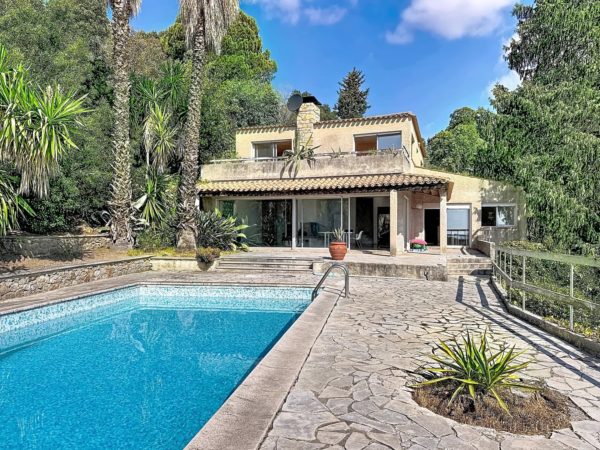 Maison à vendre, 220m², Vallauris