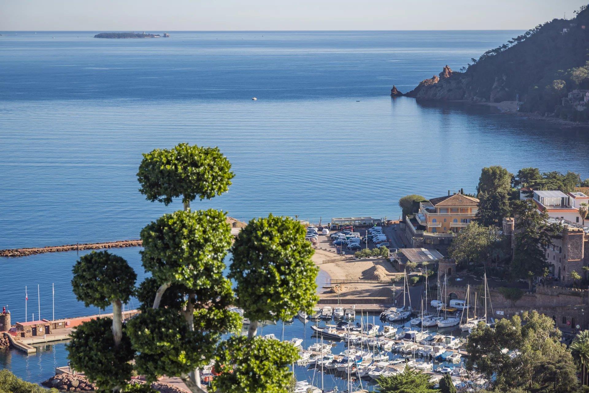 Maison à vendre, 830m², Théoule-sur-Mer