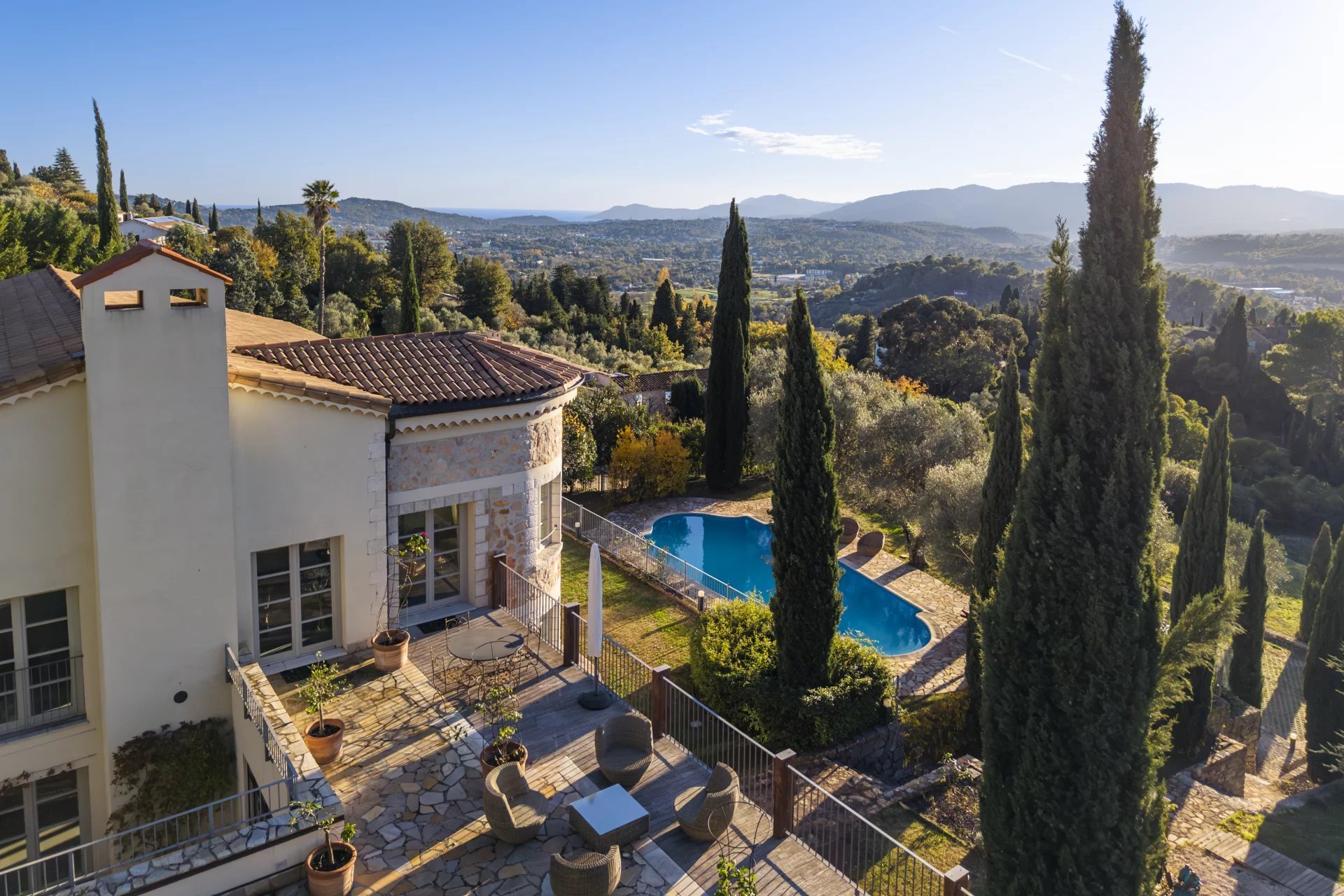 Maison à vendre, 409m², Grasse