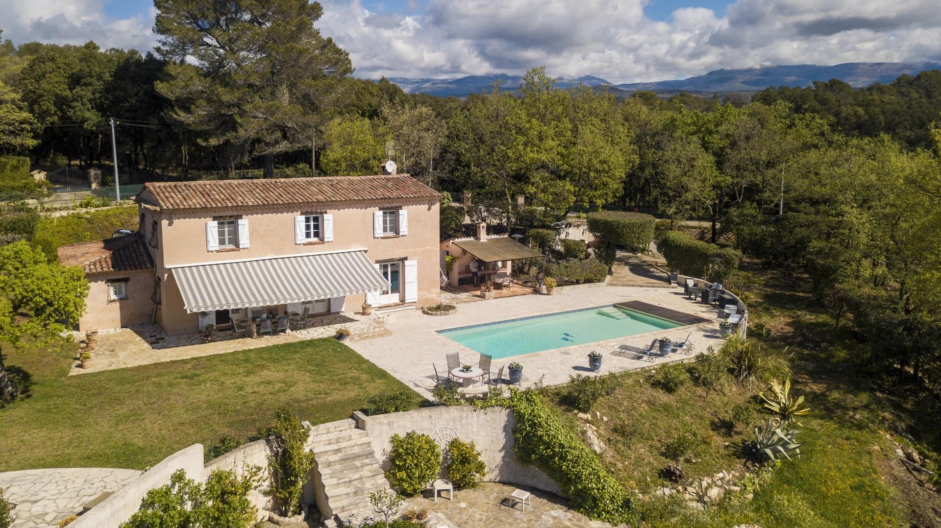 Maison à vendre, 163m², Montauroux