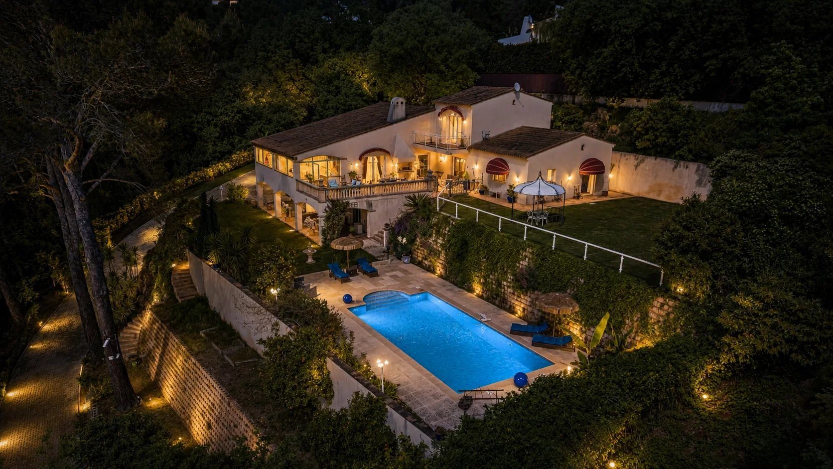 Maison à vendre, 370m², Mouans-Sartoux