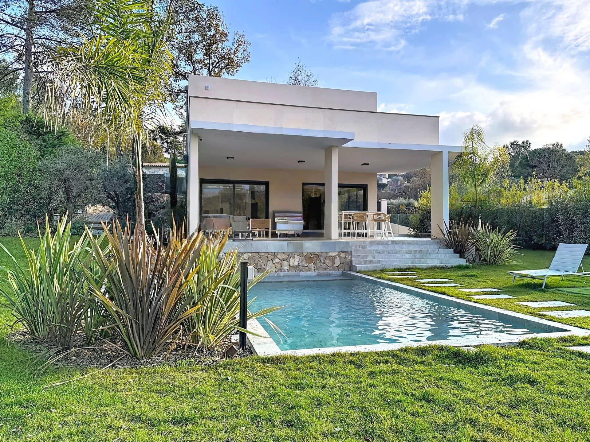 Maison à vendre, 210m², Valbonne