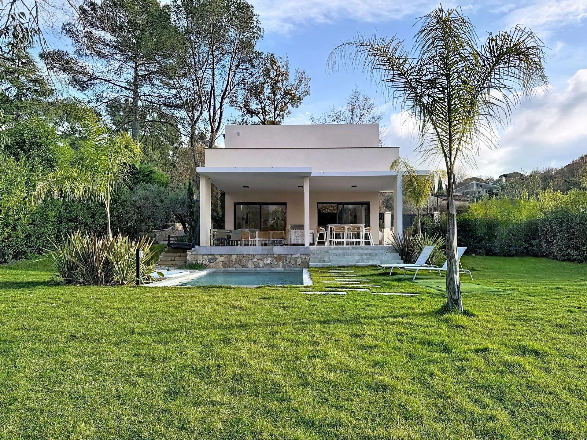 Maison à vendre, 210m², Valbonne