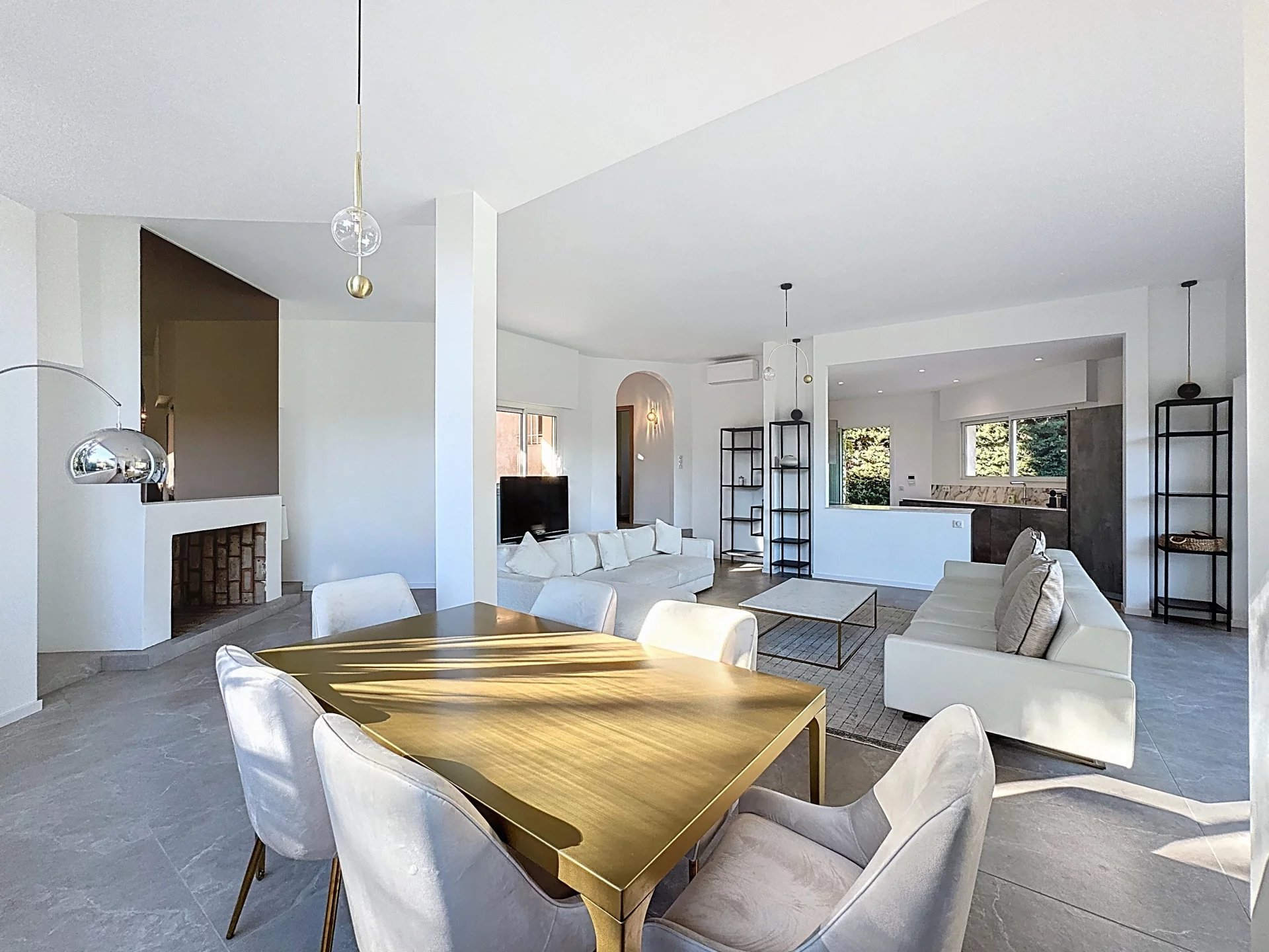 Maison à vendre, 400m², Vallauris