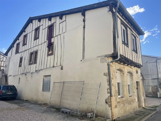Immeuble 394 m² · à Vic-Fezensac · 394 m² · 379 000 €