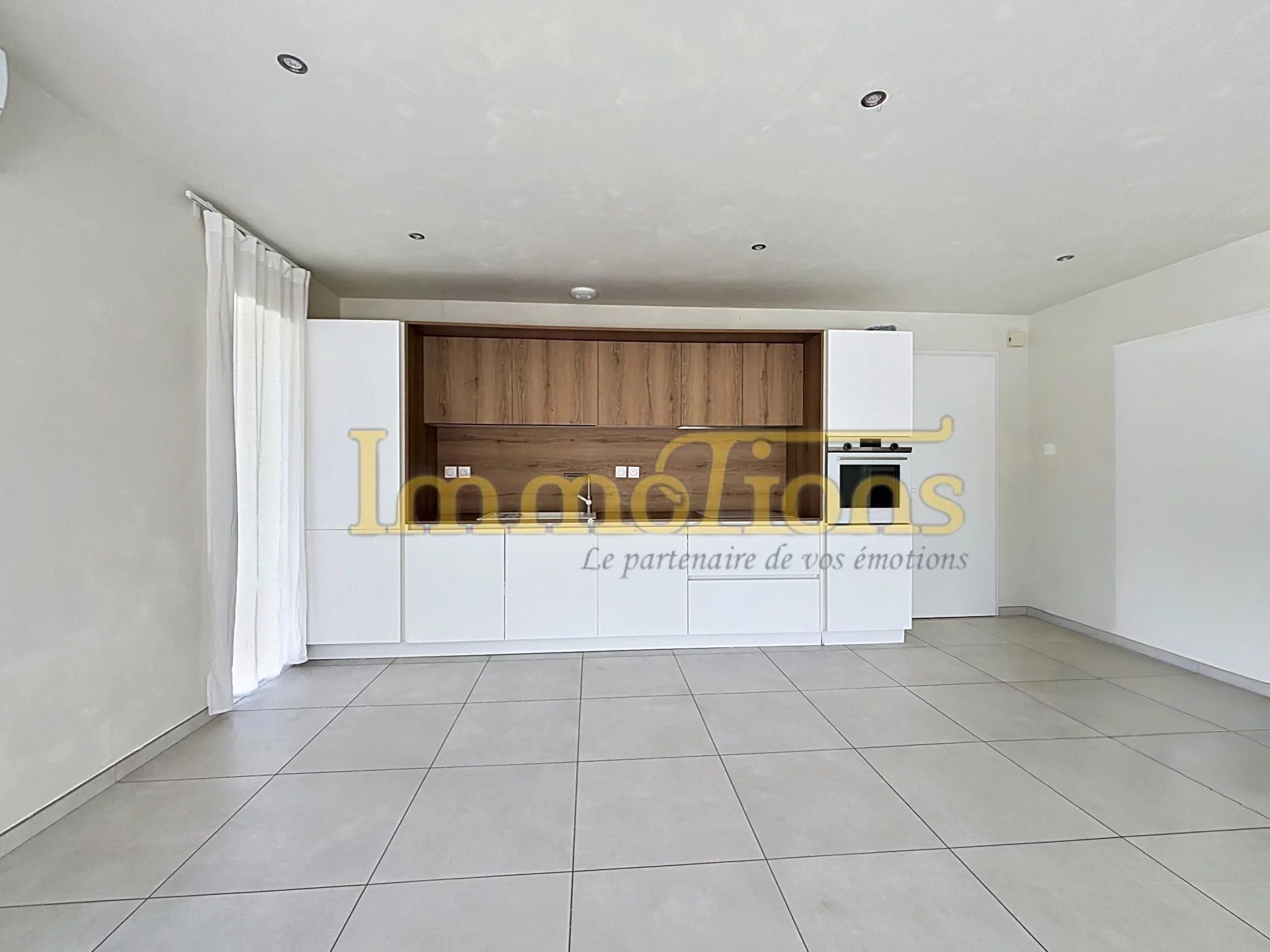Maison à vendre, 82m², Saint-Hilaire-du-Rosier