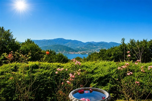 Stresa (Verbania) photo 2