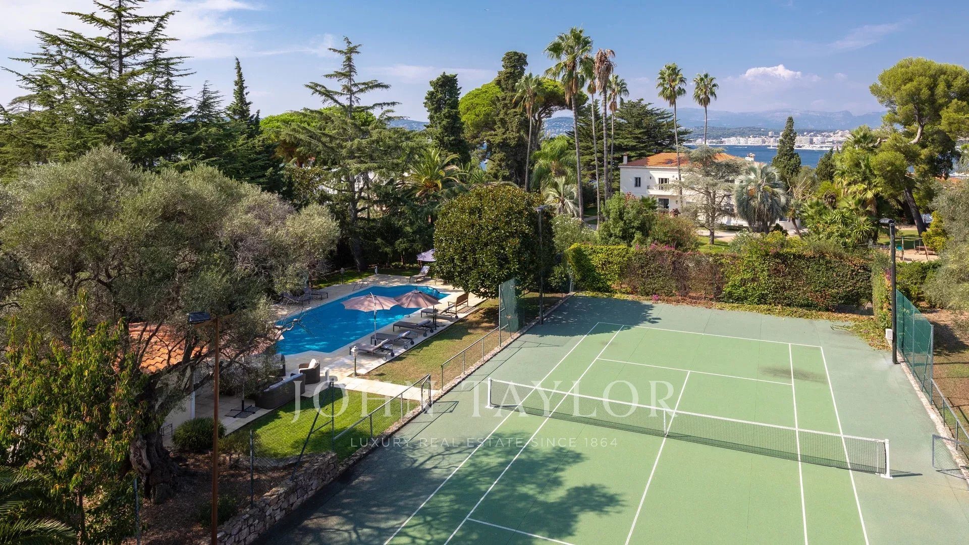 Maison à vendre, 667m², Antibes