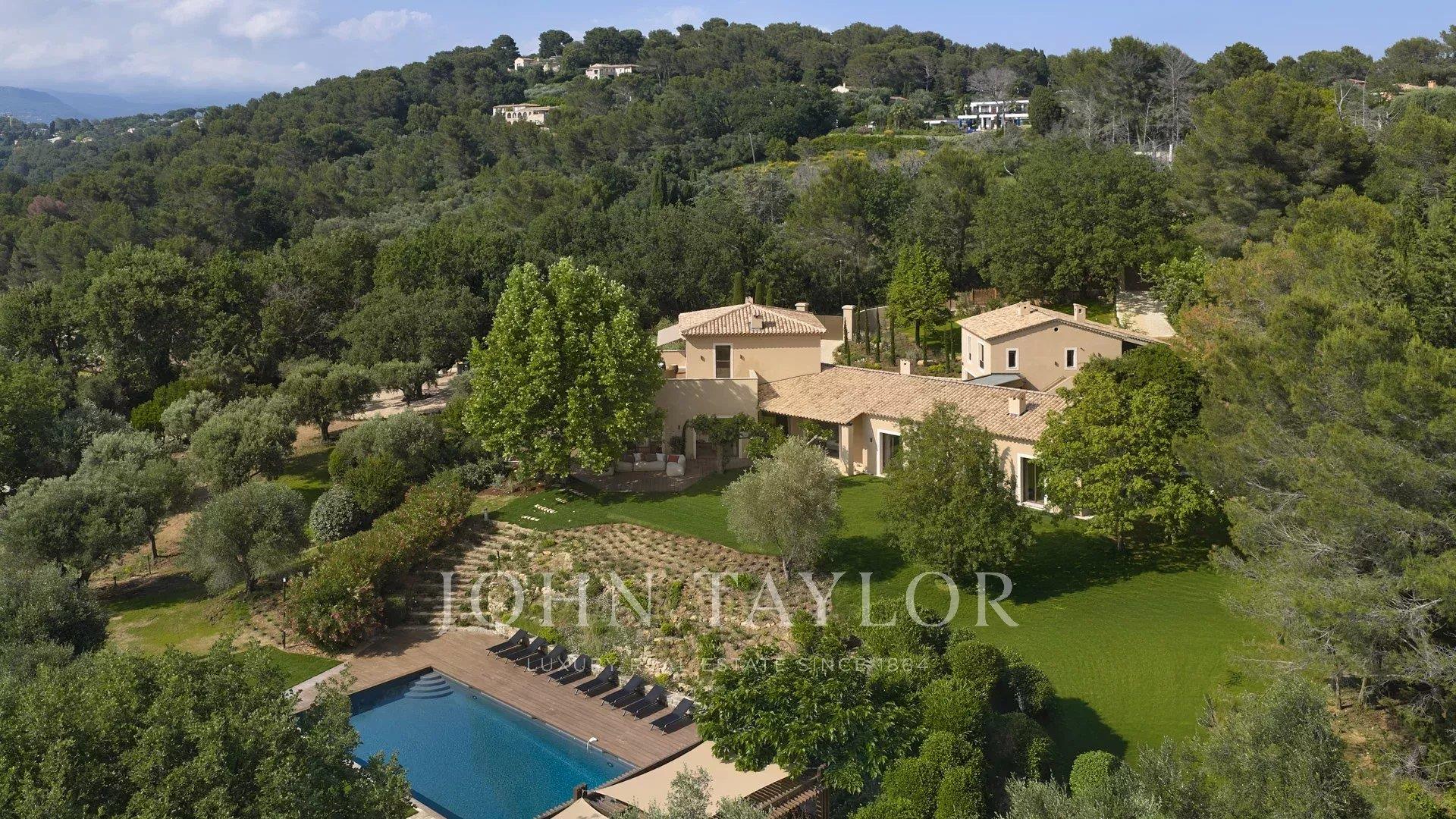 Maison à vendre, 565m², Mougins