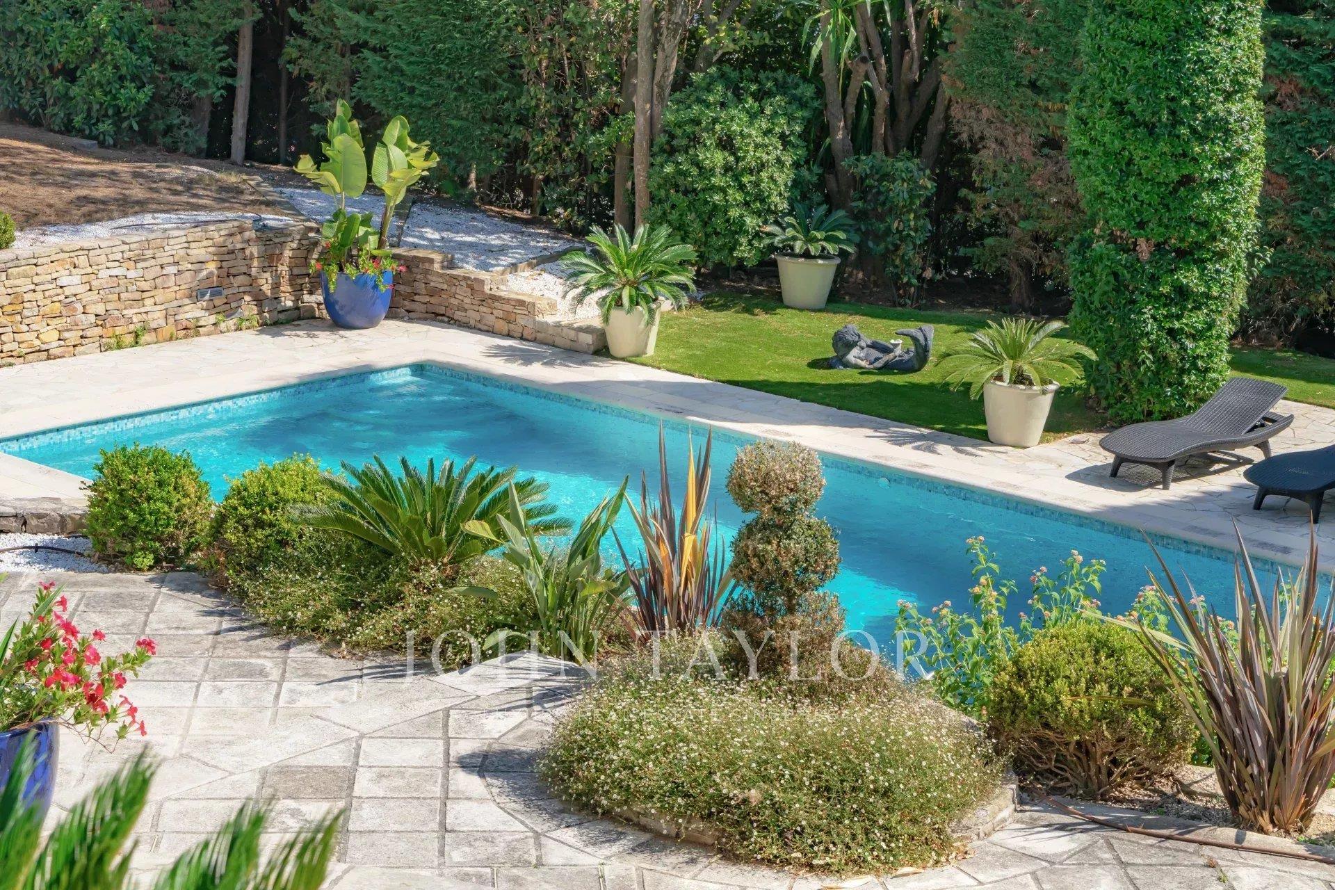 Maison à vendre, 413m², Cannes