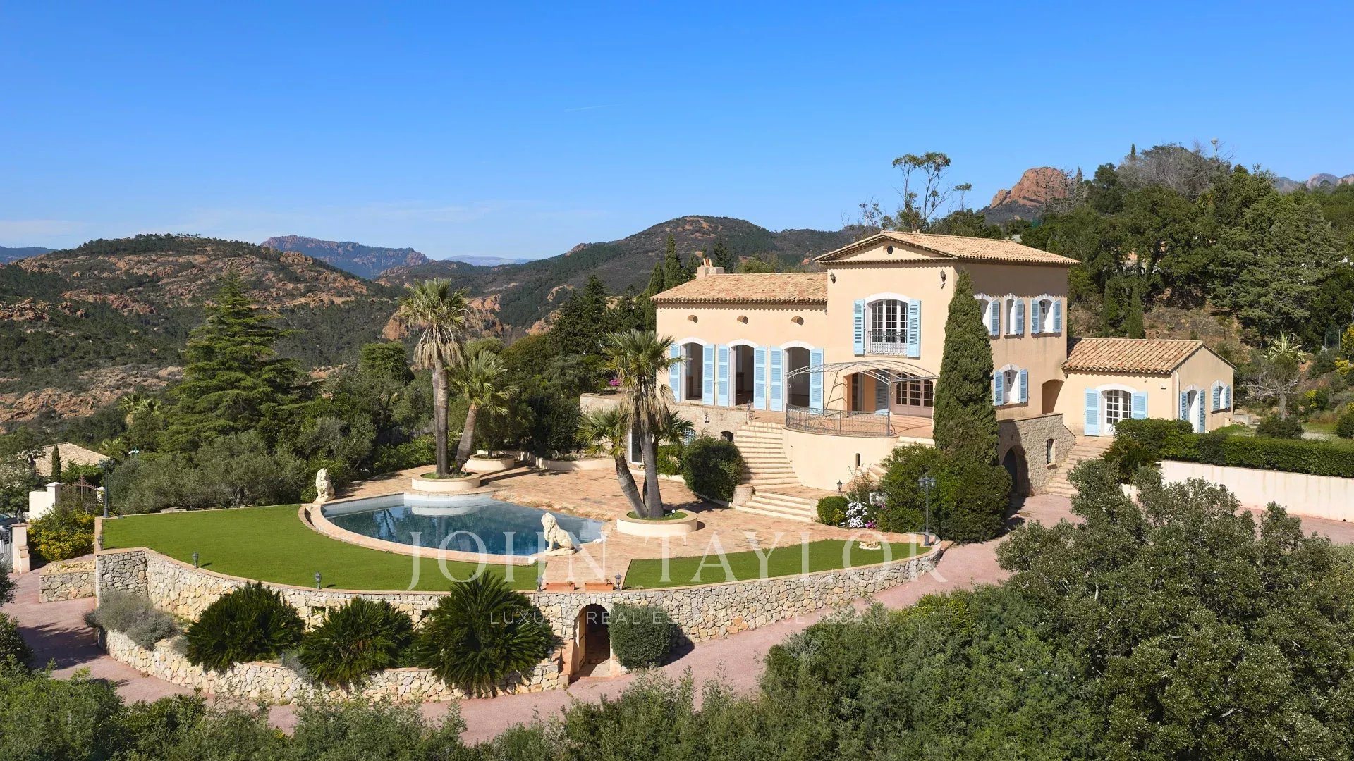 Maison à vendre, 390m², Agay