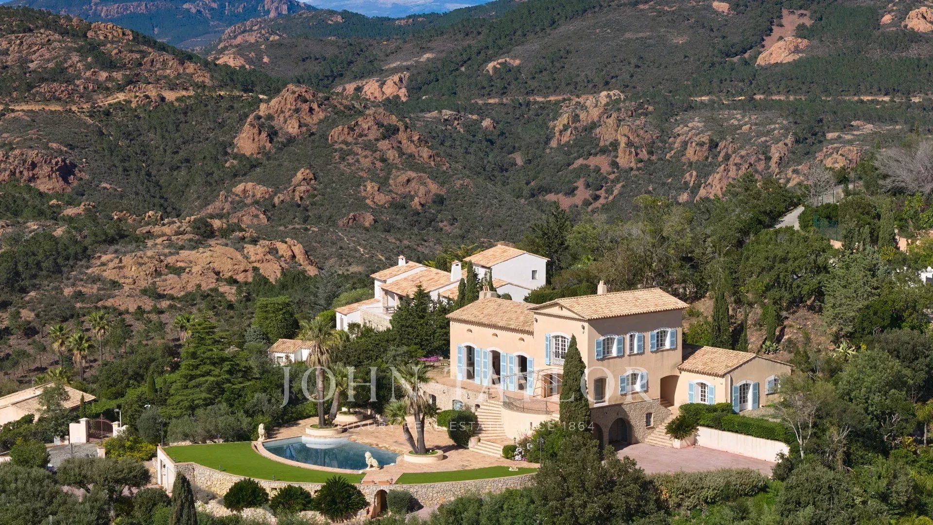 Maison à vendre, 390m², Agay