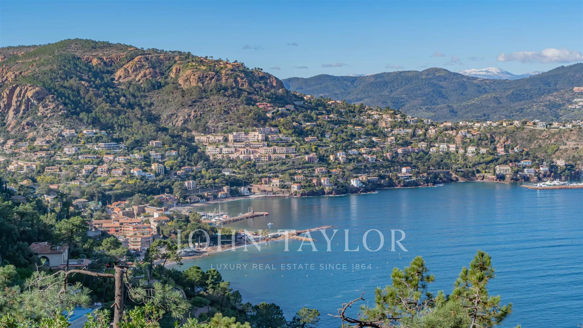 Maison à vendre, 180m², Théoule-sur-Mer