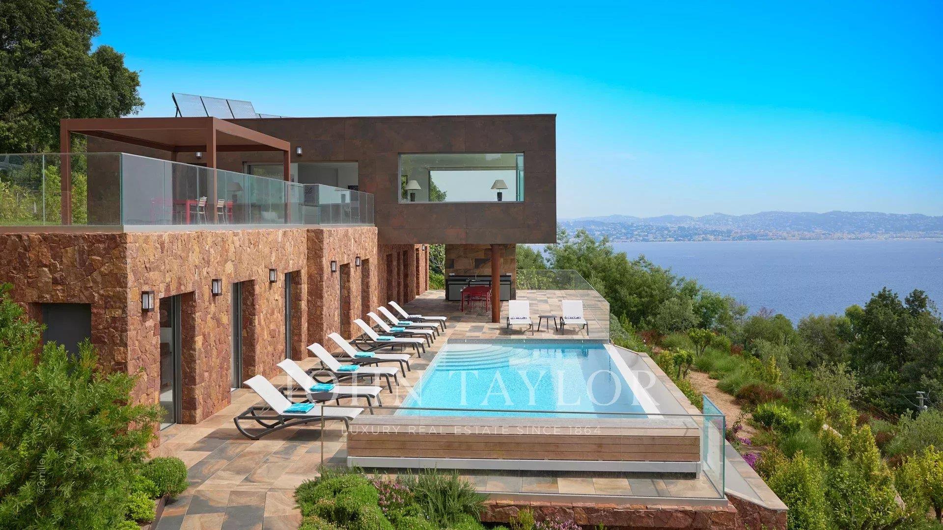 Maison à vendre, 340m², Théoule-sur-Mer