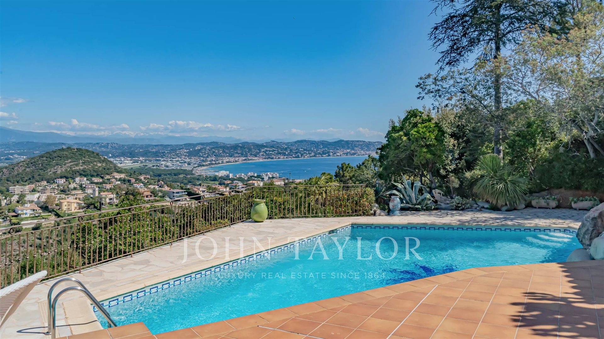 Maison à vendre, 315m², Théoule-sur-Mer