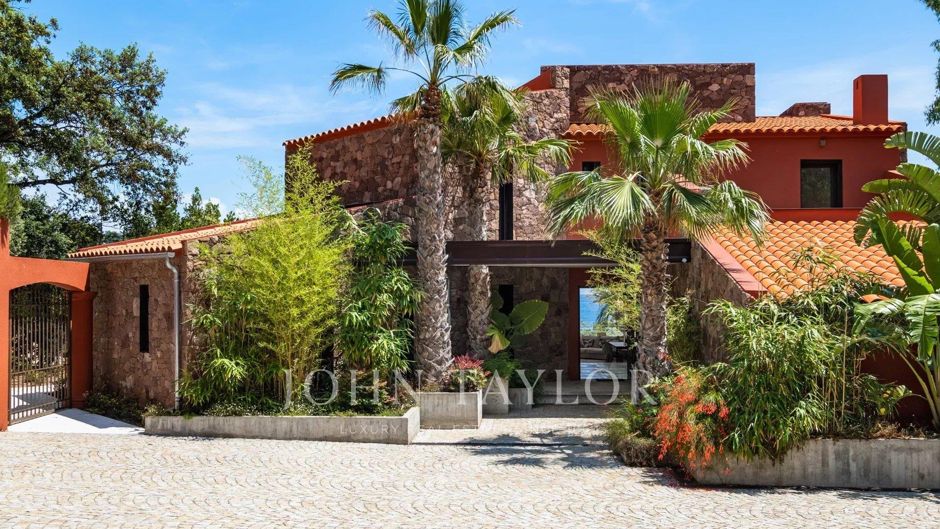 Maison à vendre, 417m², Théoule-sur-Mer