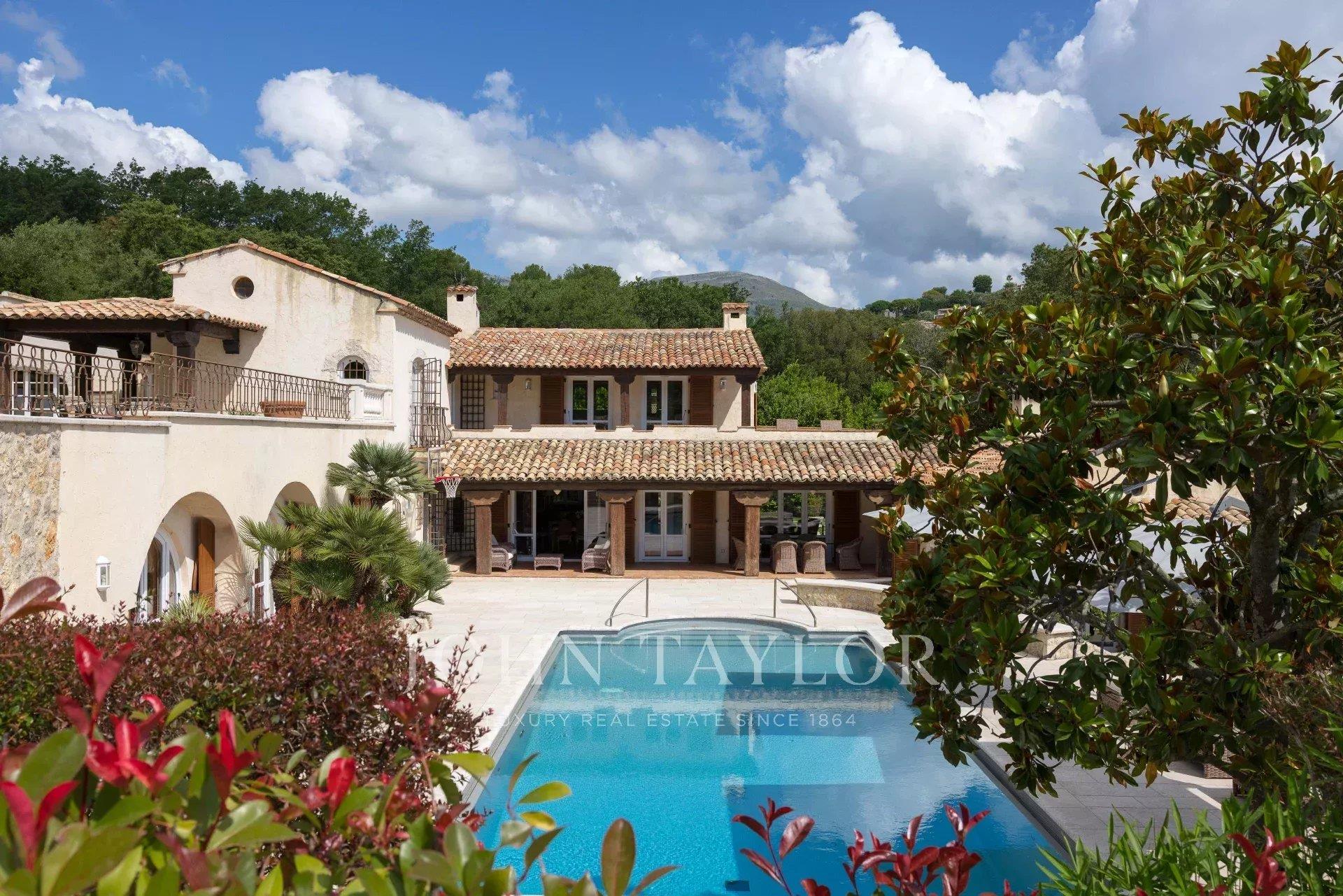 Maison à vendre, 437m², La Colle-sur-Loup