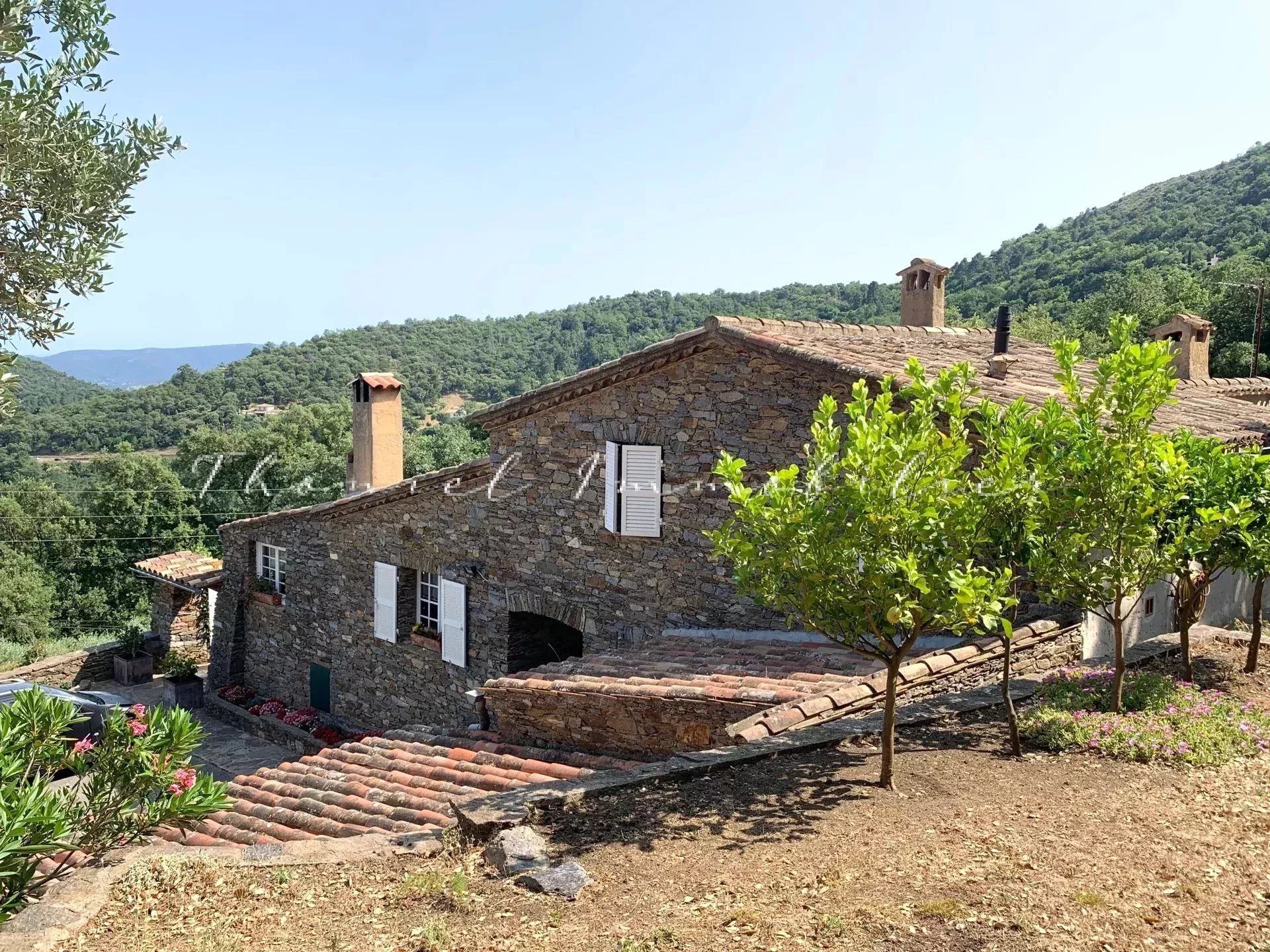 Maison à vendre, 156m², La Garde-Freinet