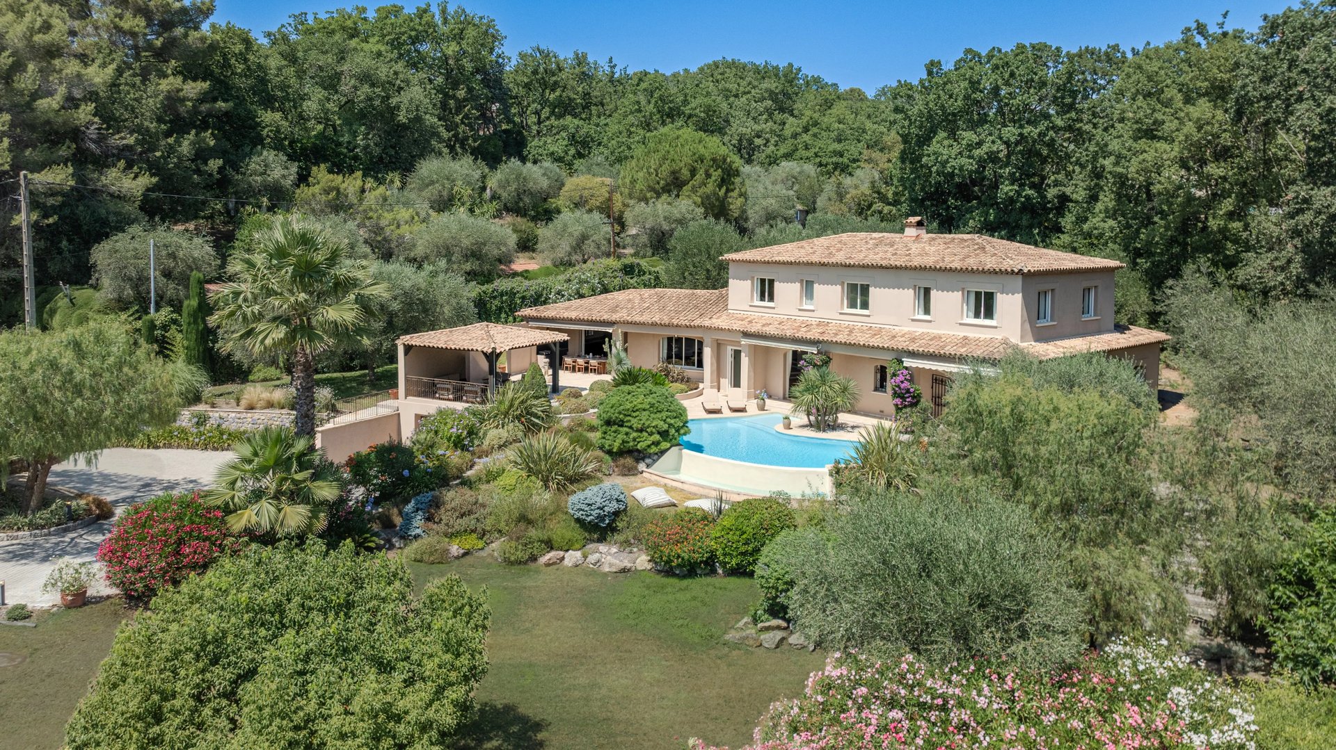 Maison à vendre, 335m², Mougins