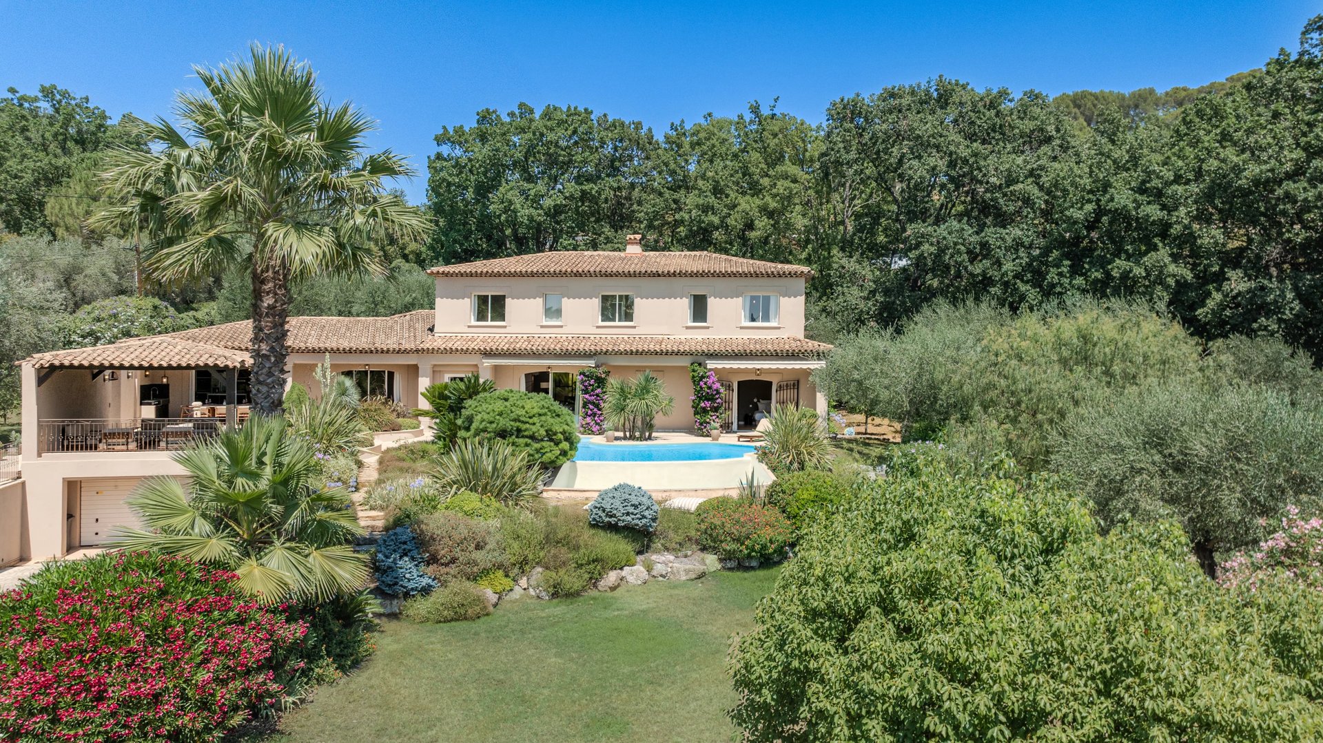 Maison à vendre, 335m², Mougins
