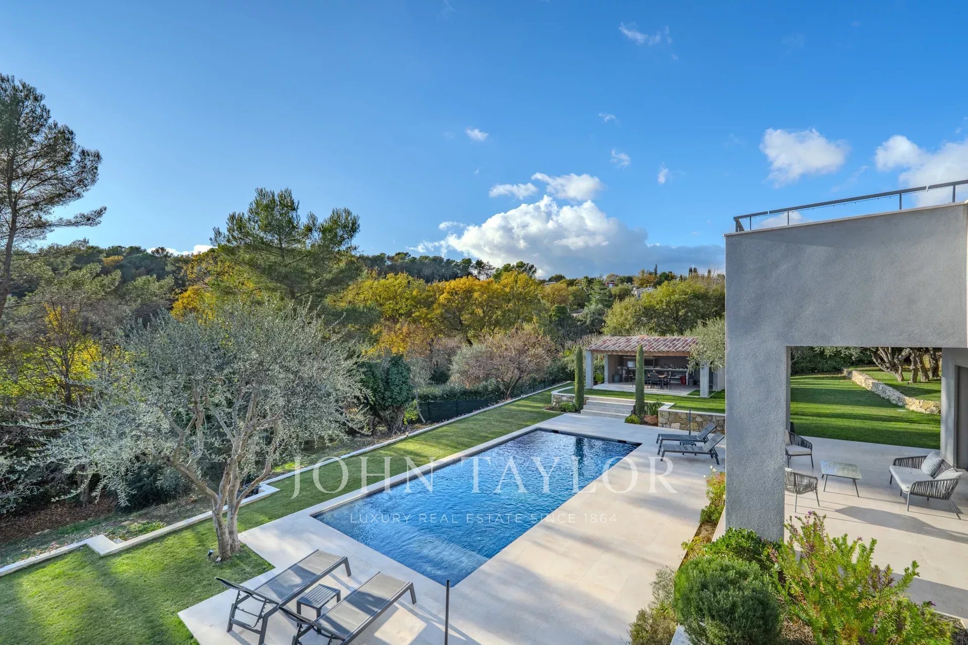 Maison à vendre, 195m², Le Rouret