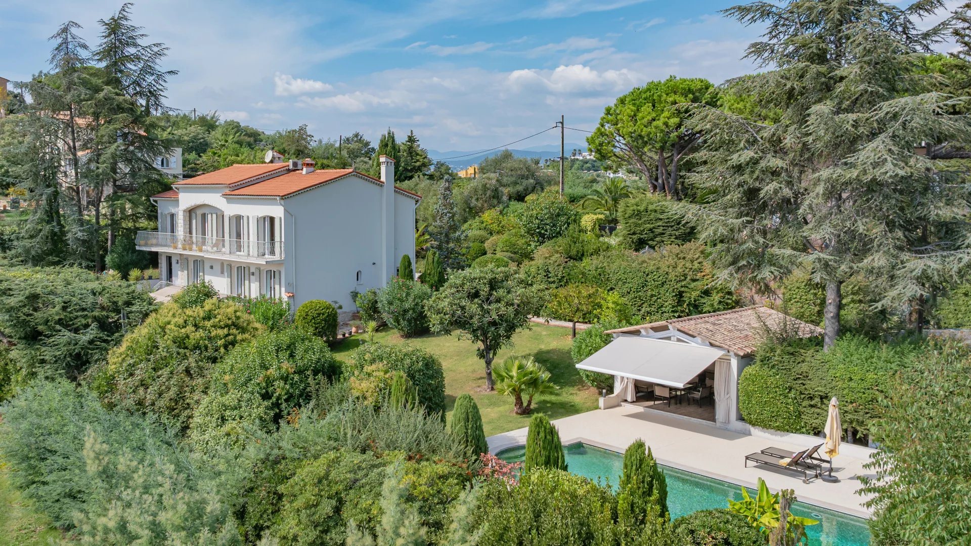 Maison à vendre, 258m², La Roquette-sur-Siagne
