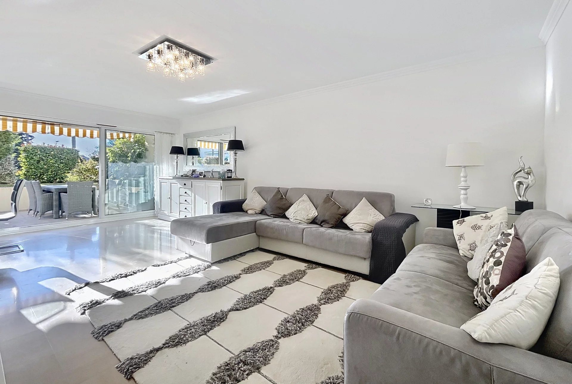 Appartement à vendre, 85m², Juan-les-Pins