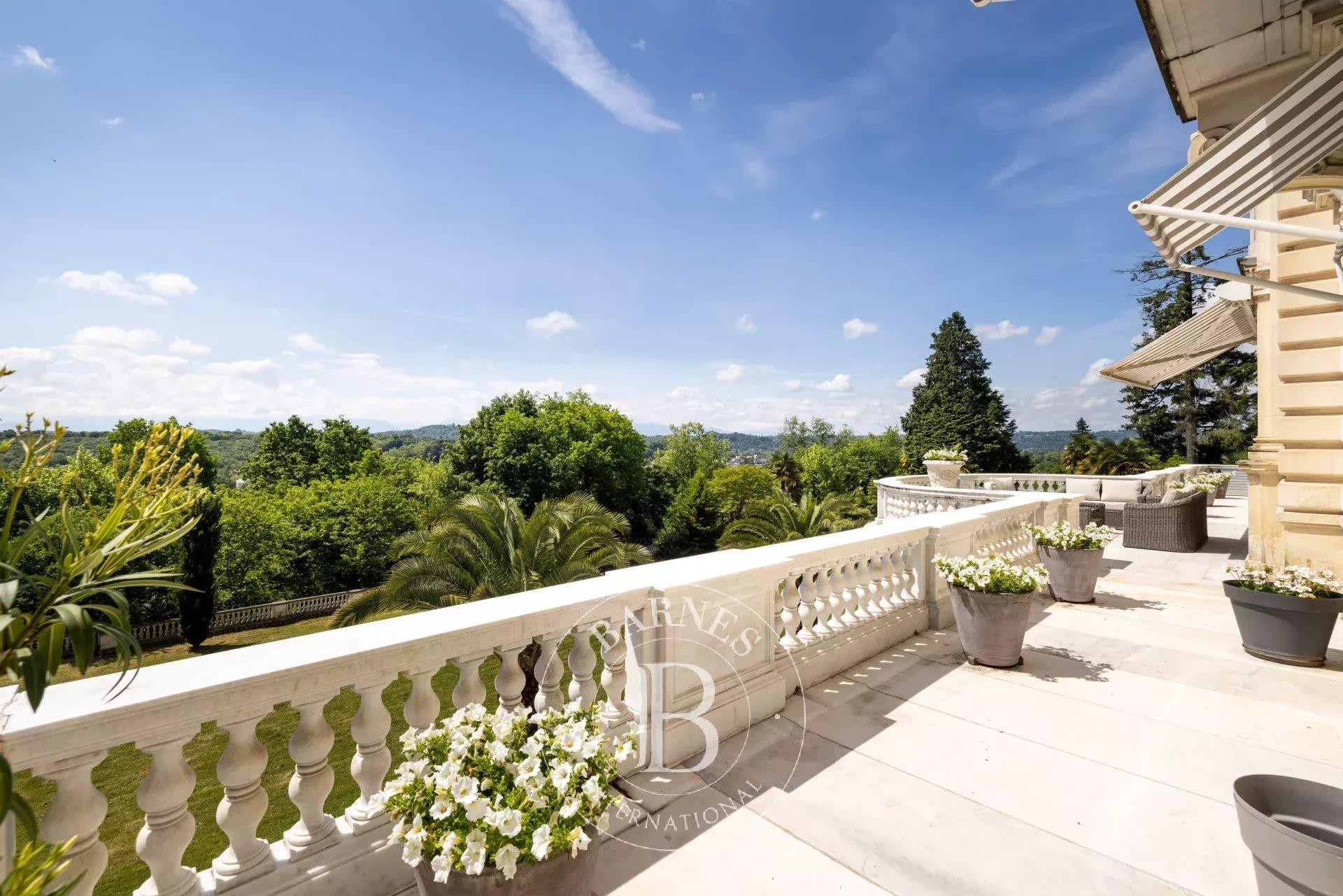 Appartement à vendre, 298m², Pau