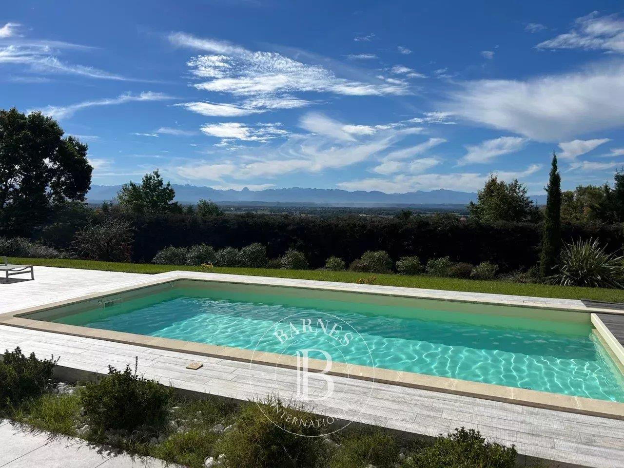 Maison à vendre, 253m², Pau